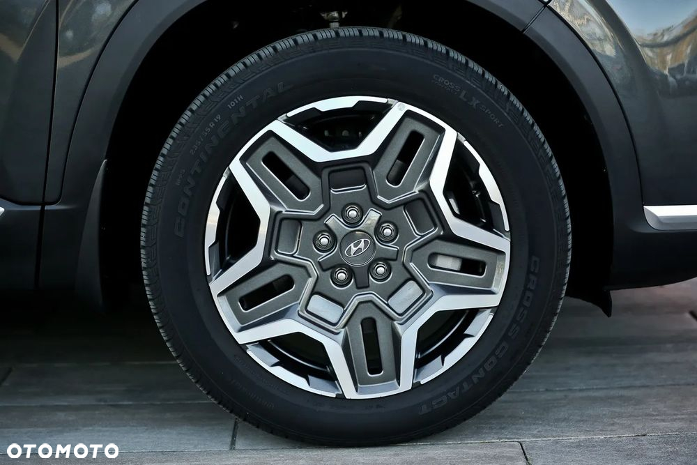 Hyundai Santa Fe - 2
