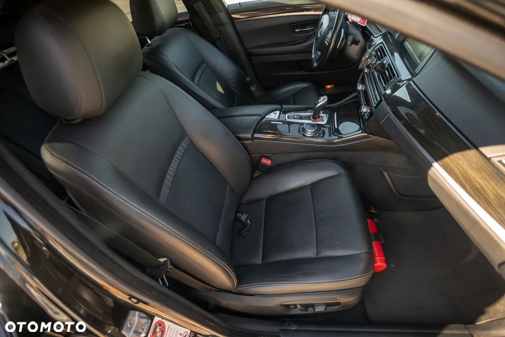 BMW Seria 5 530d Luxury Line - 20