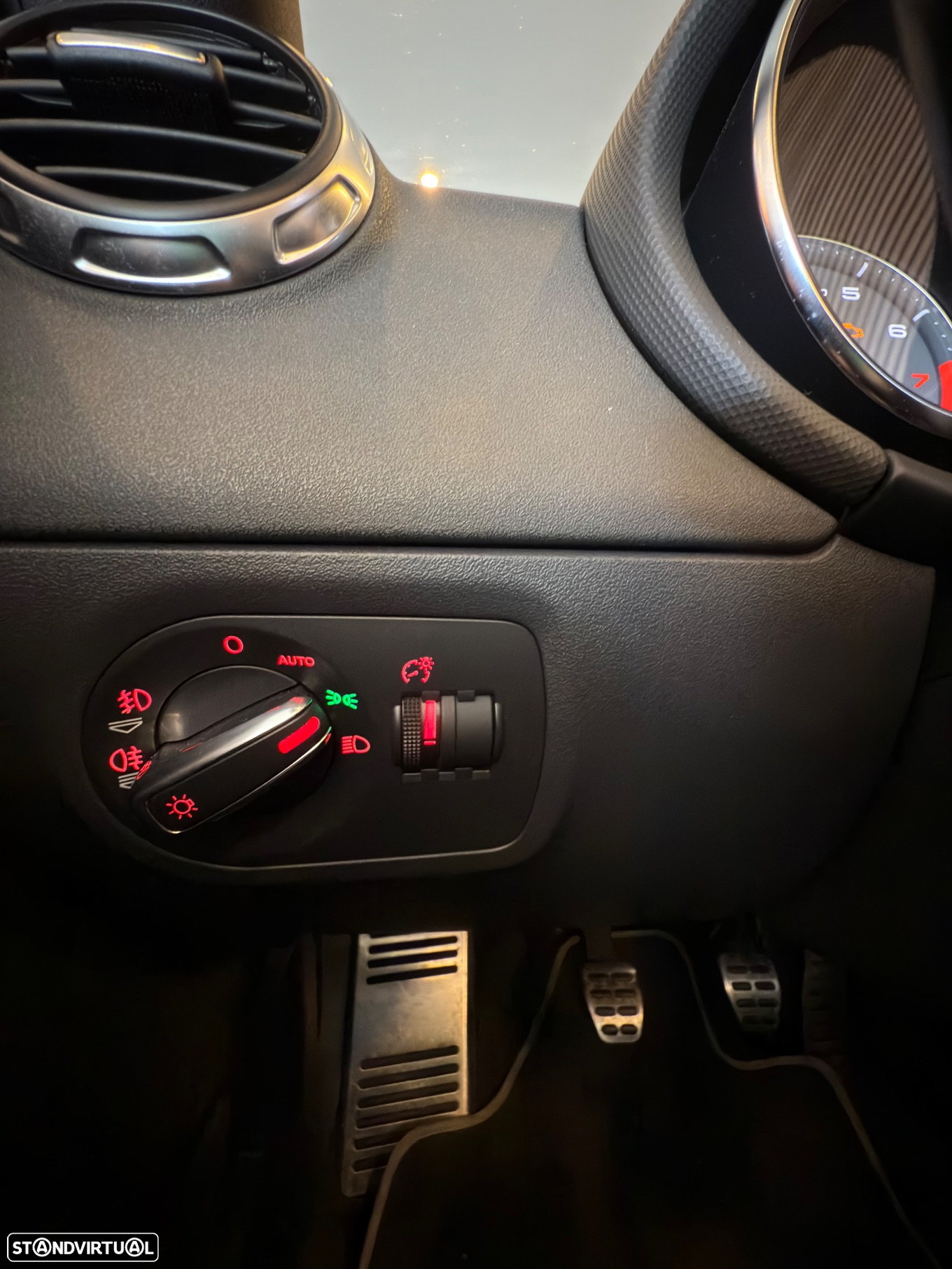 Audi TTS Roadster 2.0 TFSi quattro - 12
