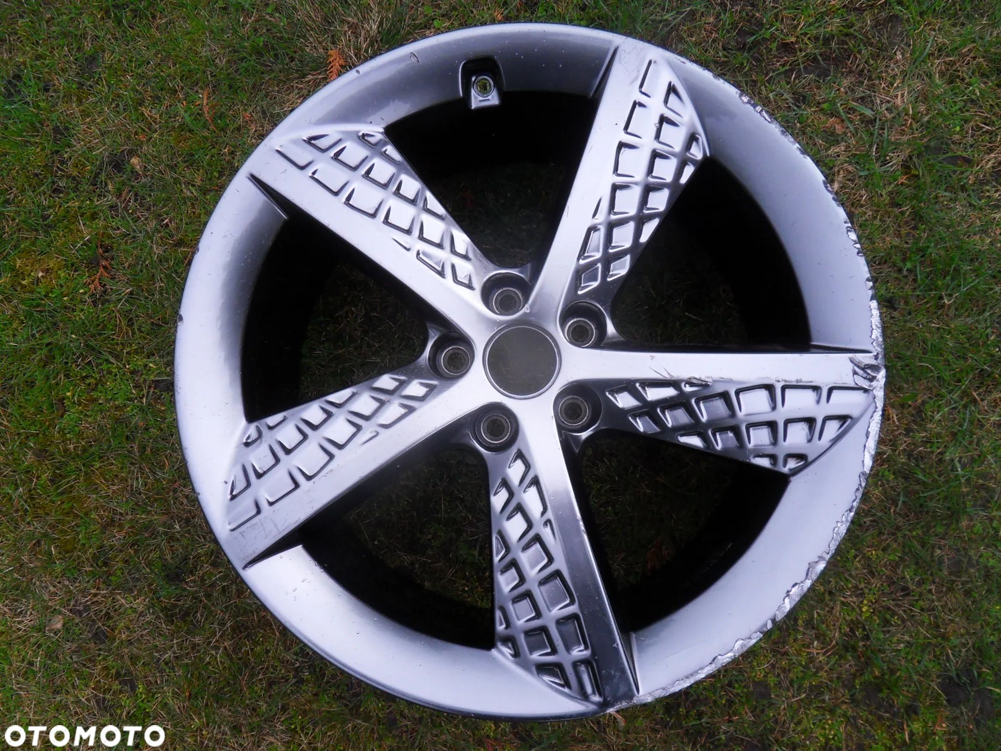 Felga 20" 5x114,3 Genesis G80 8,5x20 ET42 52910-T1370 - 1