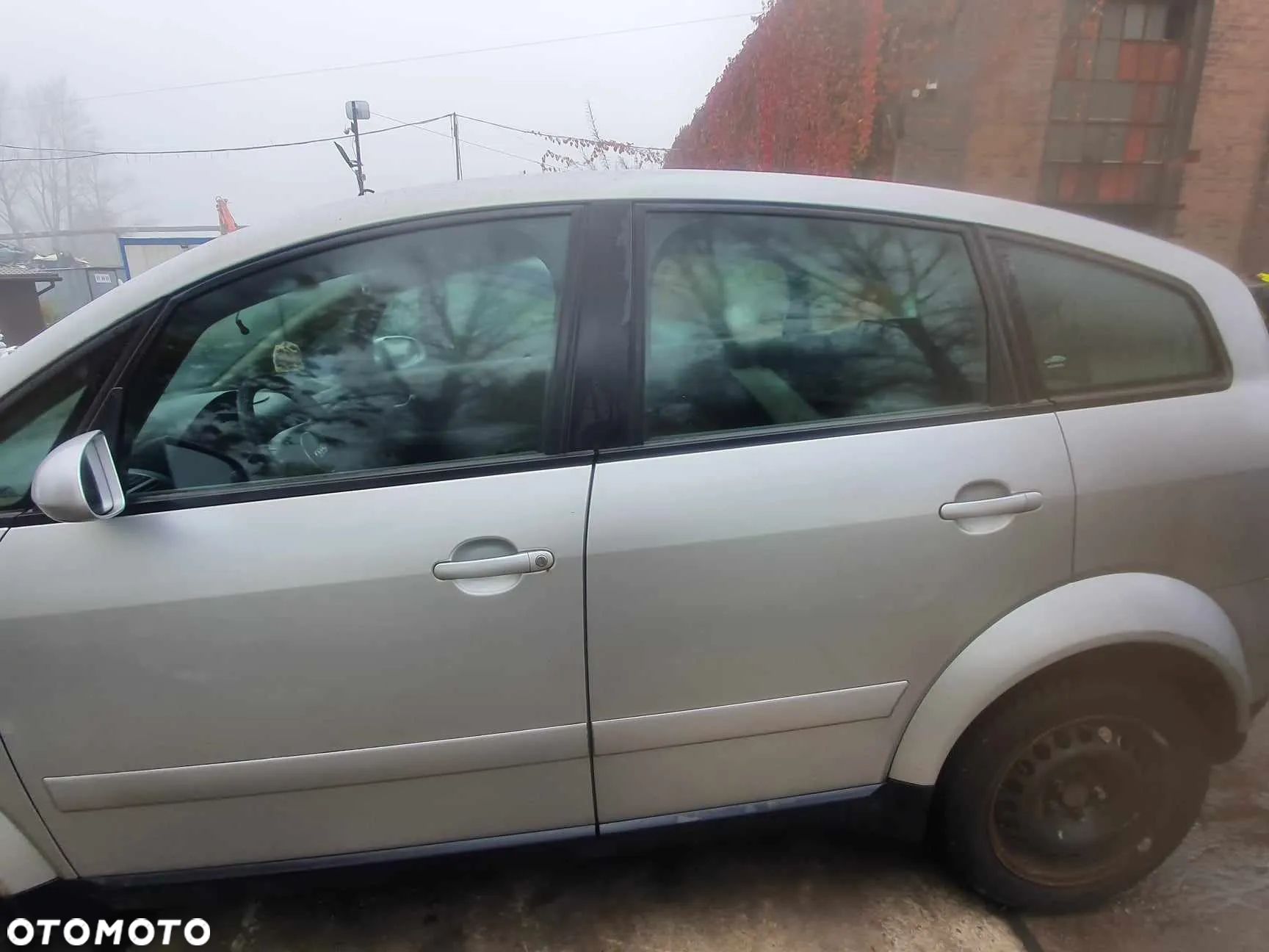 Audi A2 Drzwi lewe  tylne. - 1