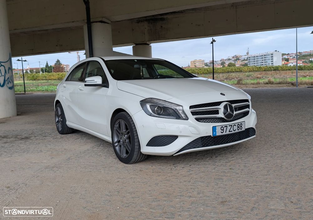 Mercedes-Benz A 180 CDI (BlueEFFICIENCY) Urban - 3