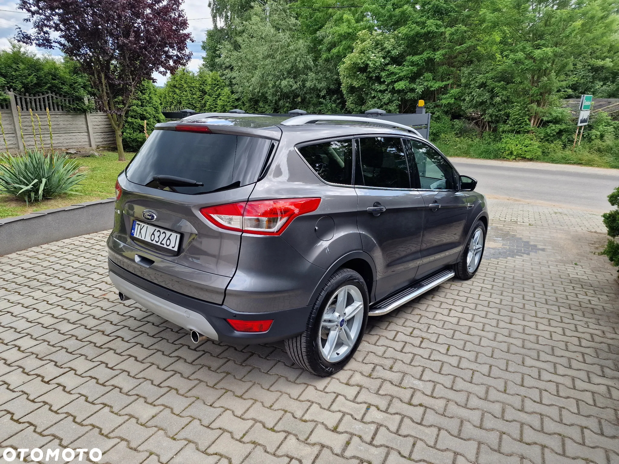 Ford Kuga 2.0 TDCi 2x4 Titanium - 3