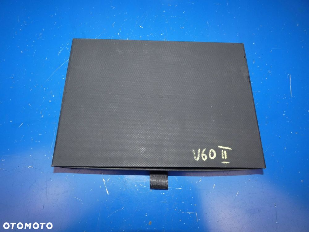 VOLVO V60 II 18- KSIĄŻKI SERWISOWE INSTRUKCJA ETUI WERSJA ANGIELSKA - 2