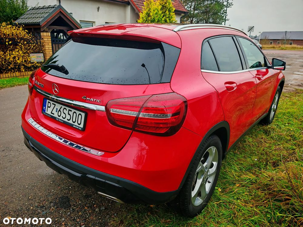 Mercedes-Benz GLA 250 4Matic 7G-DCT Activity Edition - 3