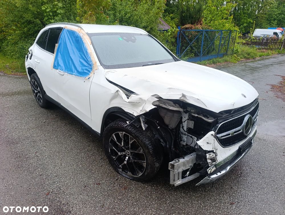 Mercedes-Benz GLC 220 d 4Matic 9G-TRONIC Edition Avantgarde - 4