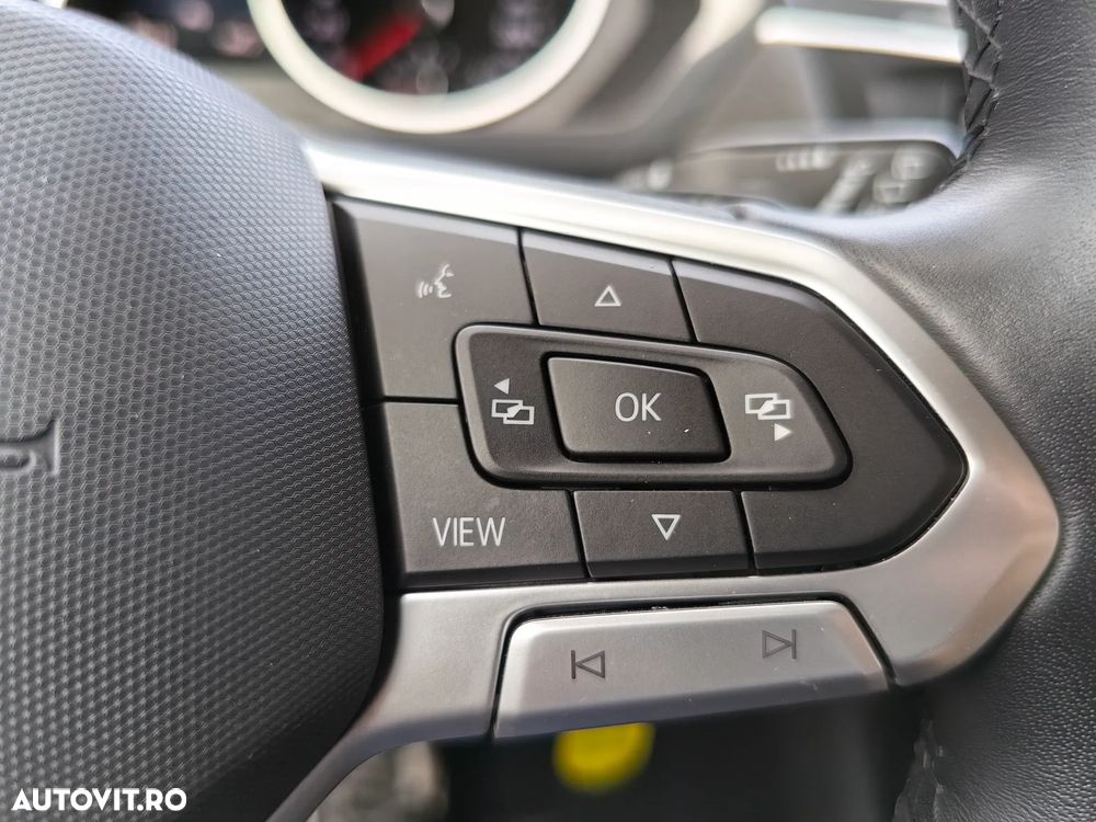 Volkswagen Tiguan - 25