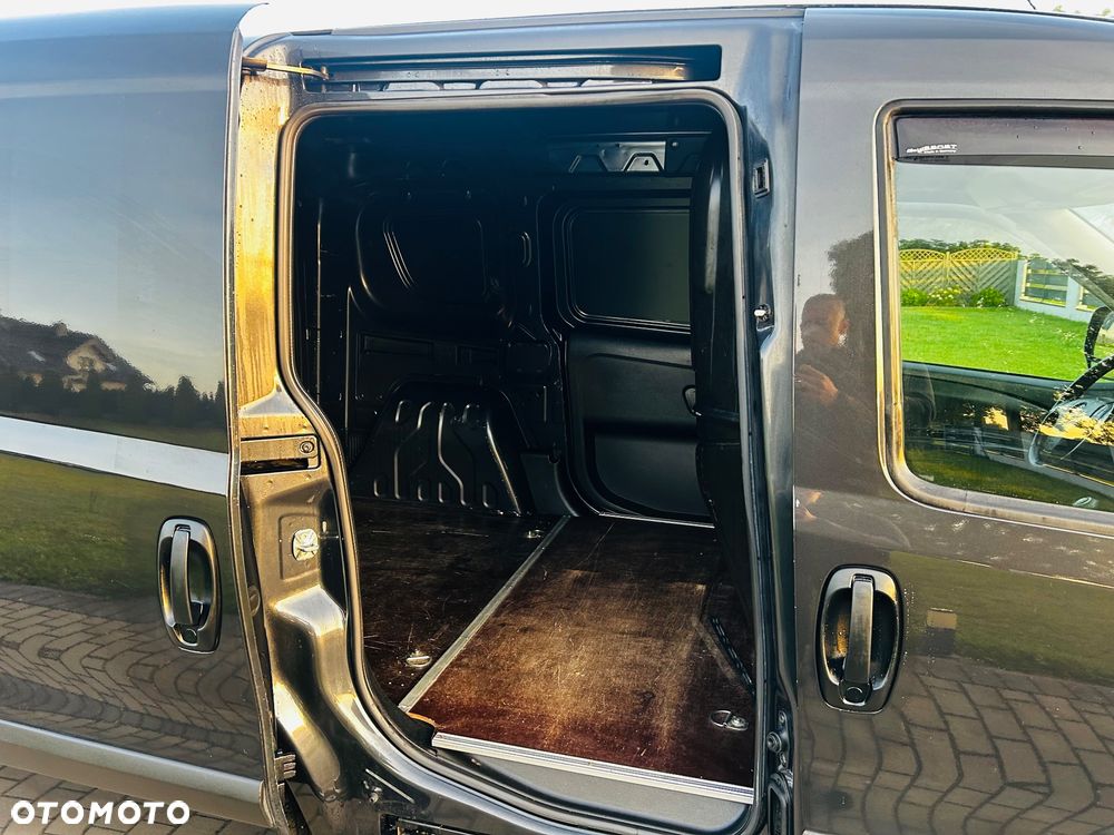 Opel Combo - 22