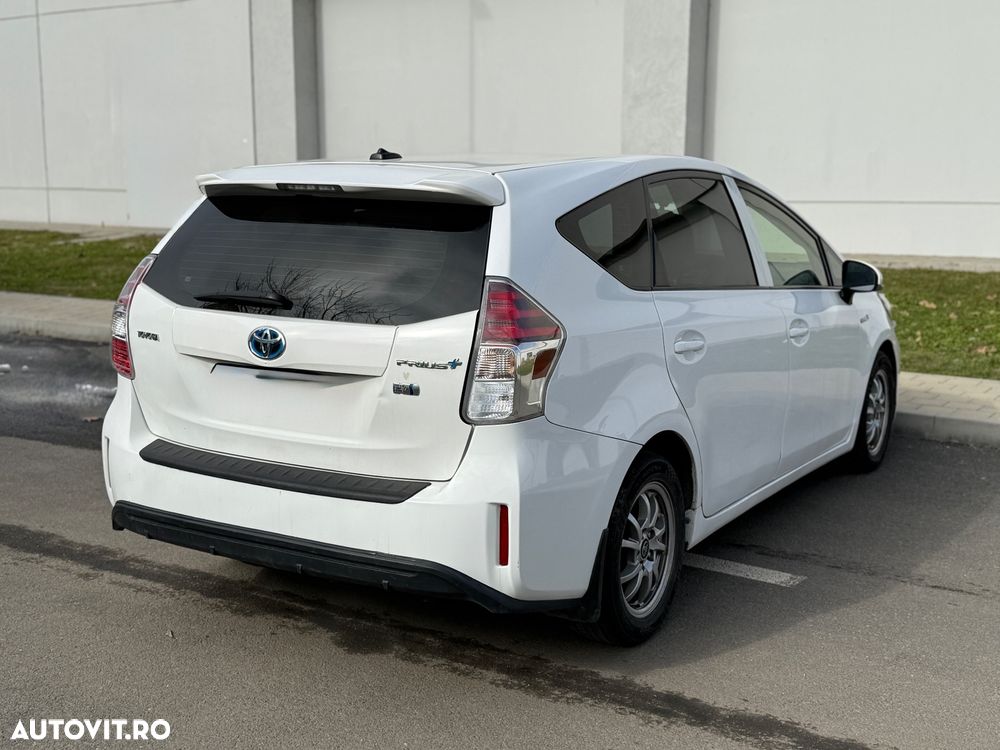 Toyota Prius+ (Hybrid) - 5