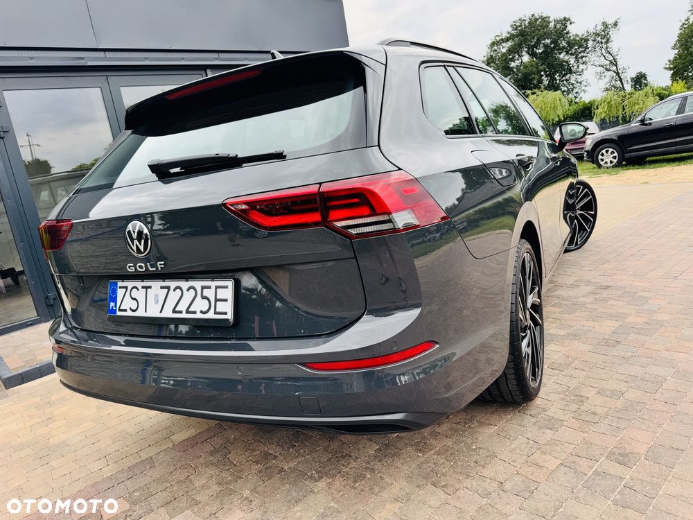 Volkswagen Golf - 34