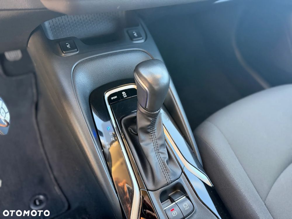 Toyota Corolla - 10