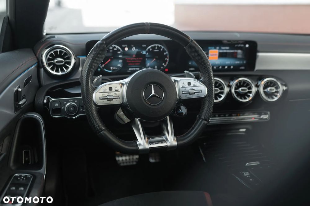 Mercedes-Benz CLA AMG 35 4-Matic 7G-DCT - 15