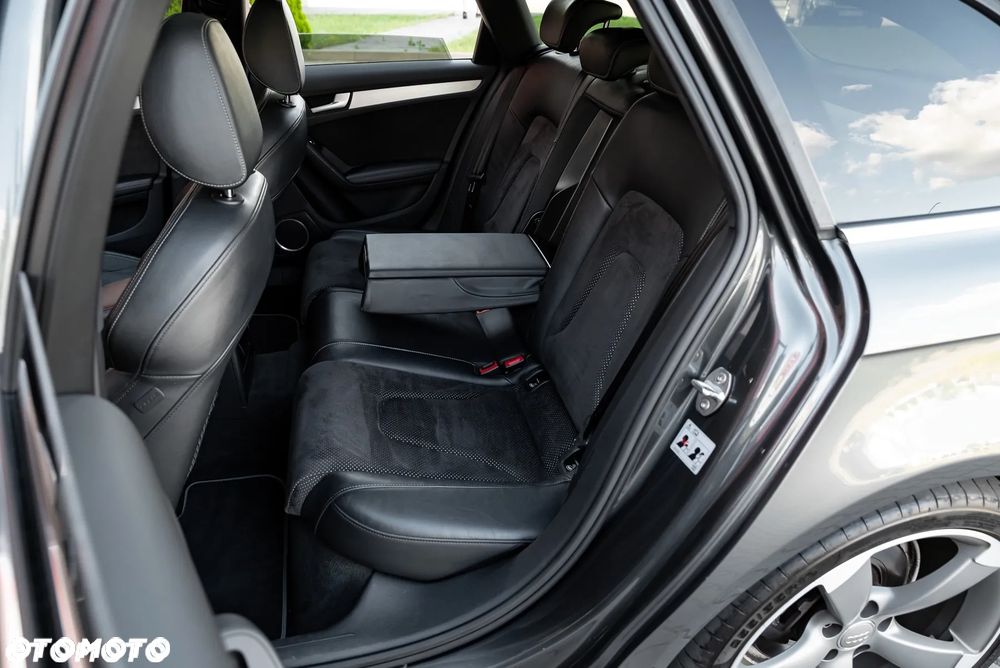 Audi A4 Avant - 11