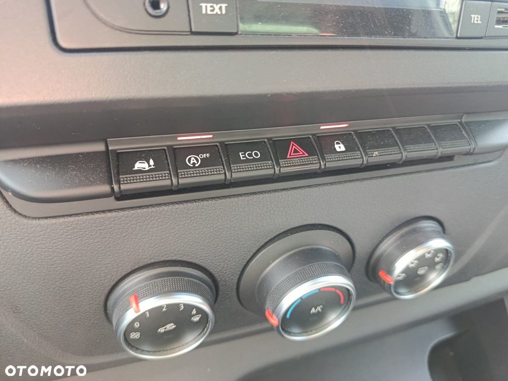 Renault Master Blizniak Kontener Winda - 15