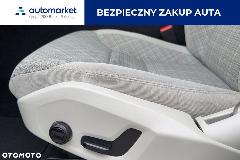 Volvo XC 60 B4 D Plus Dark - 12