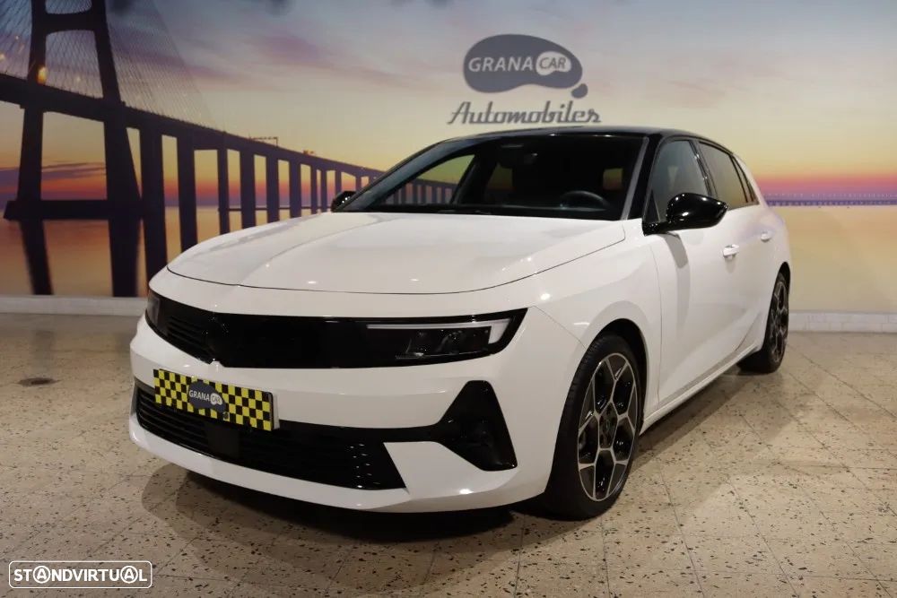 Opel Astra 1.5 D GS Line Aut. - 1