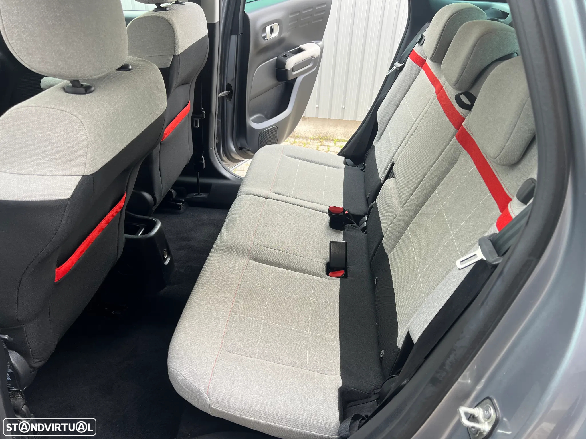 Citroën C3 Aircross 1.2 PureTech Shine EAT6 - 10