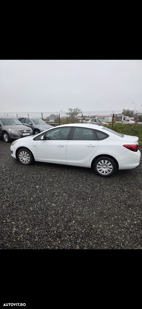 Opel Astra - 3