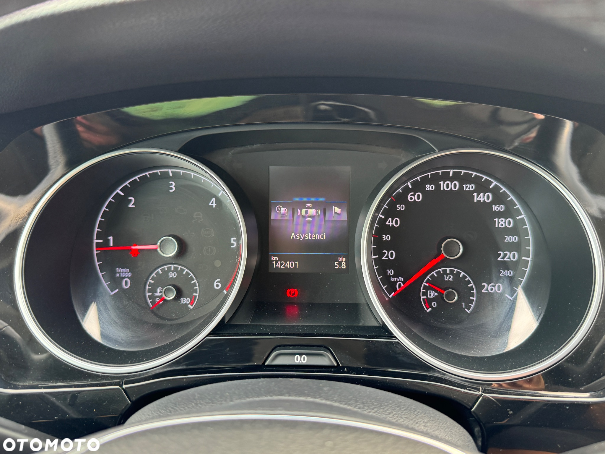 Volkswagen Touran 1.6 TDI SCR (BlueMotion Technology) Trendline - 17