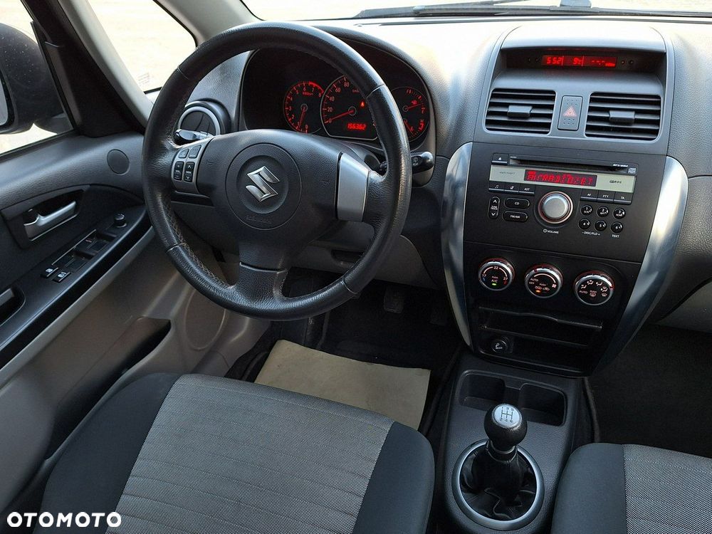 Suzuki SX4 - 5