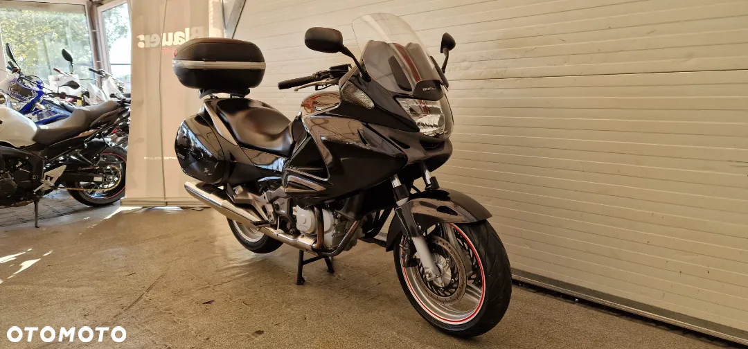 Honda NTV - 3