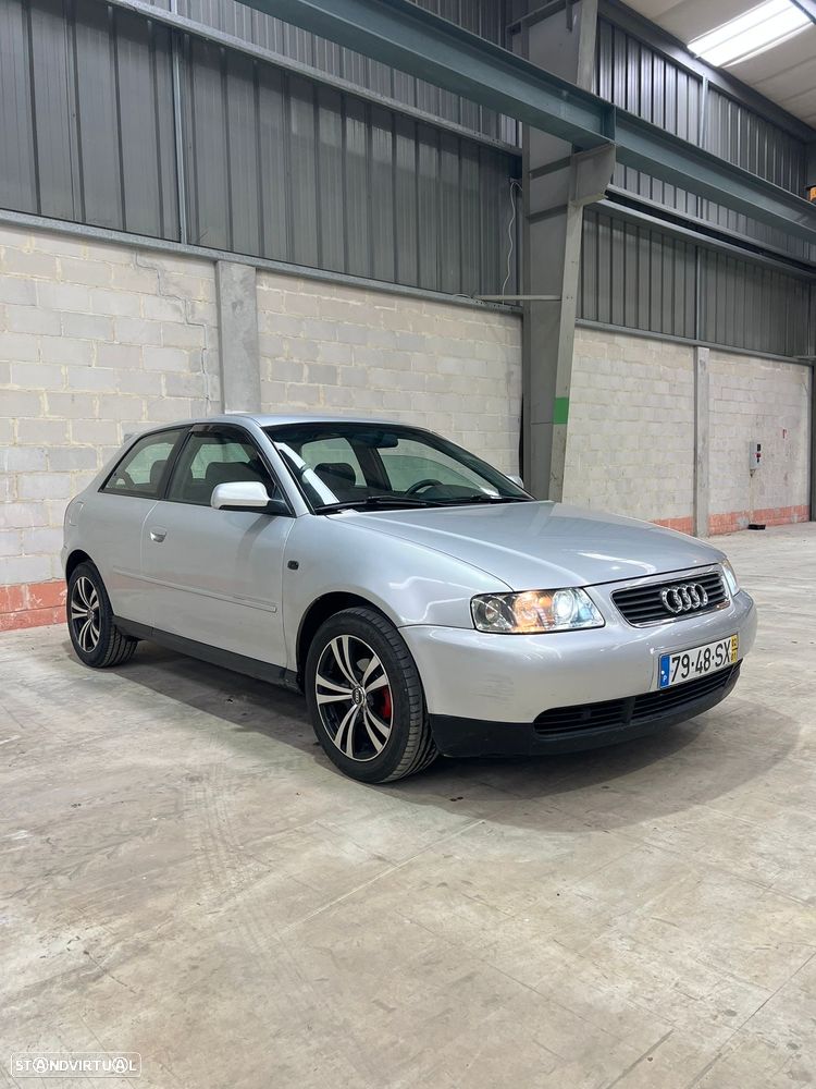 Audi A3 1.6 Ambiente - 1