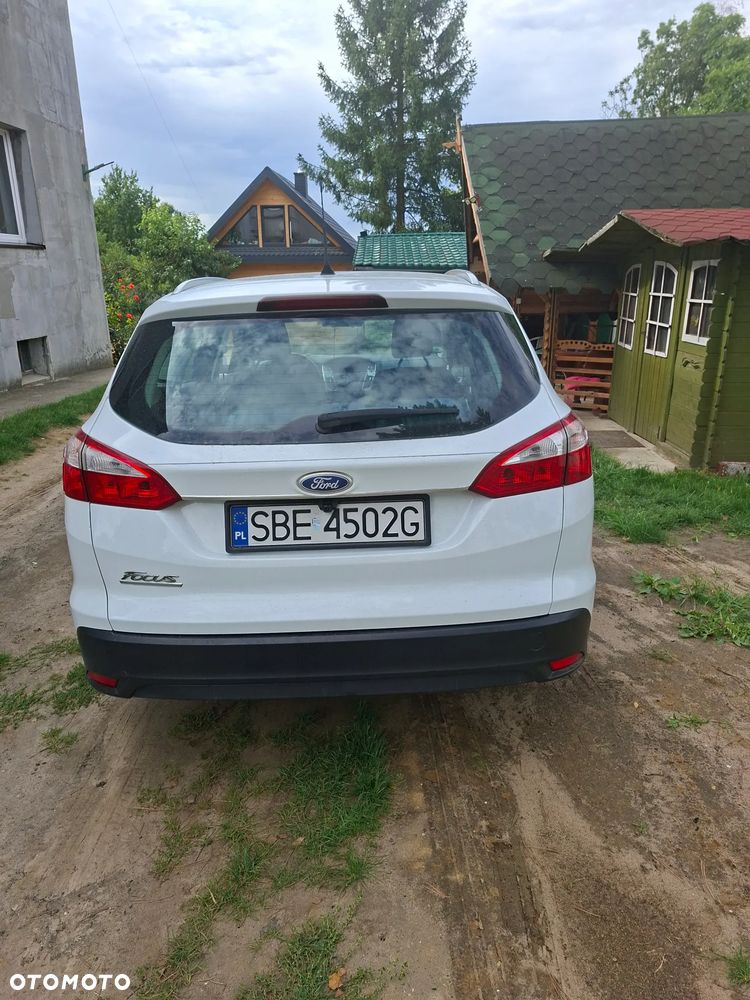 Ford Focus 1.6 Ambiente - 3