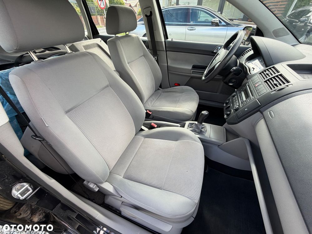 Volkswagen Polo 1.4 Comfortline - 31