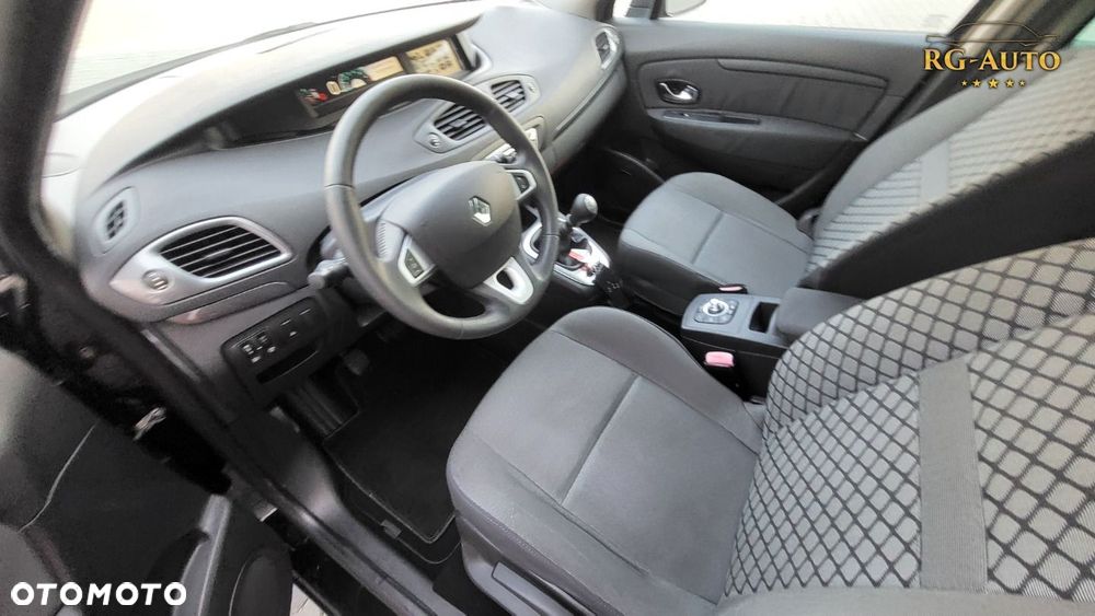 Renault Scenic - 24