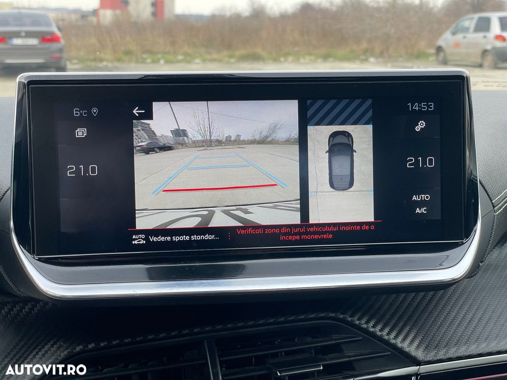 Peugeot 208 1.2 L PureTech STT EAT8 GT Line - 25