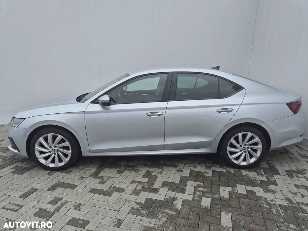 Skoda Octavia 2.0 TDI DSG 4X4 Style - 2
