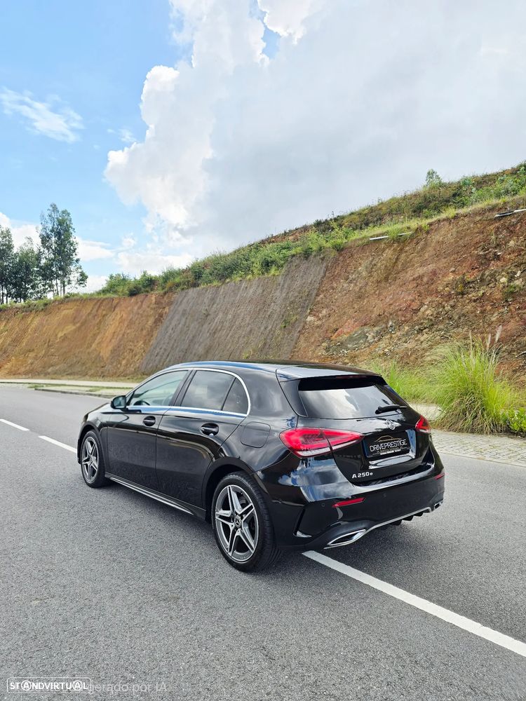 Mercedes-Benz A 250 e 8G-DCT AMG Line - 5