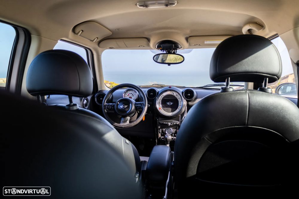 MINI Countryman Cooper D - 10