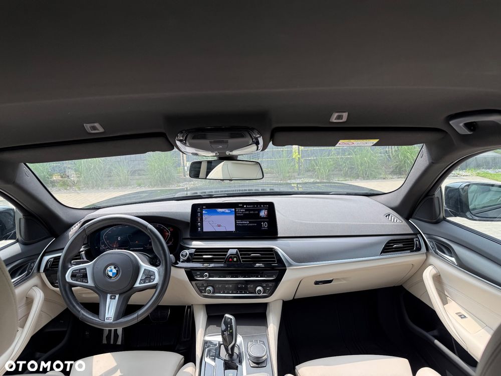 BMW Seria 5 520d M Sport sport - 17