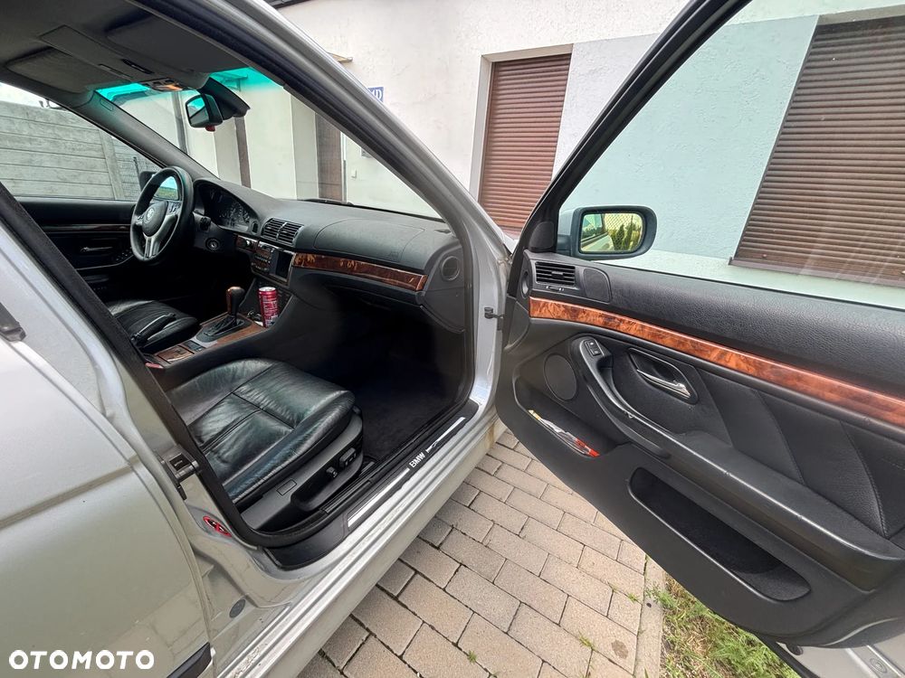 BMW Seria 5 - 9