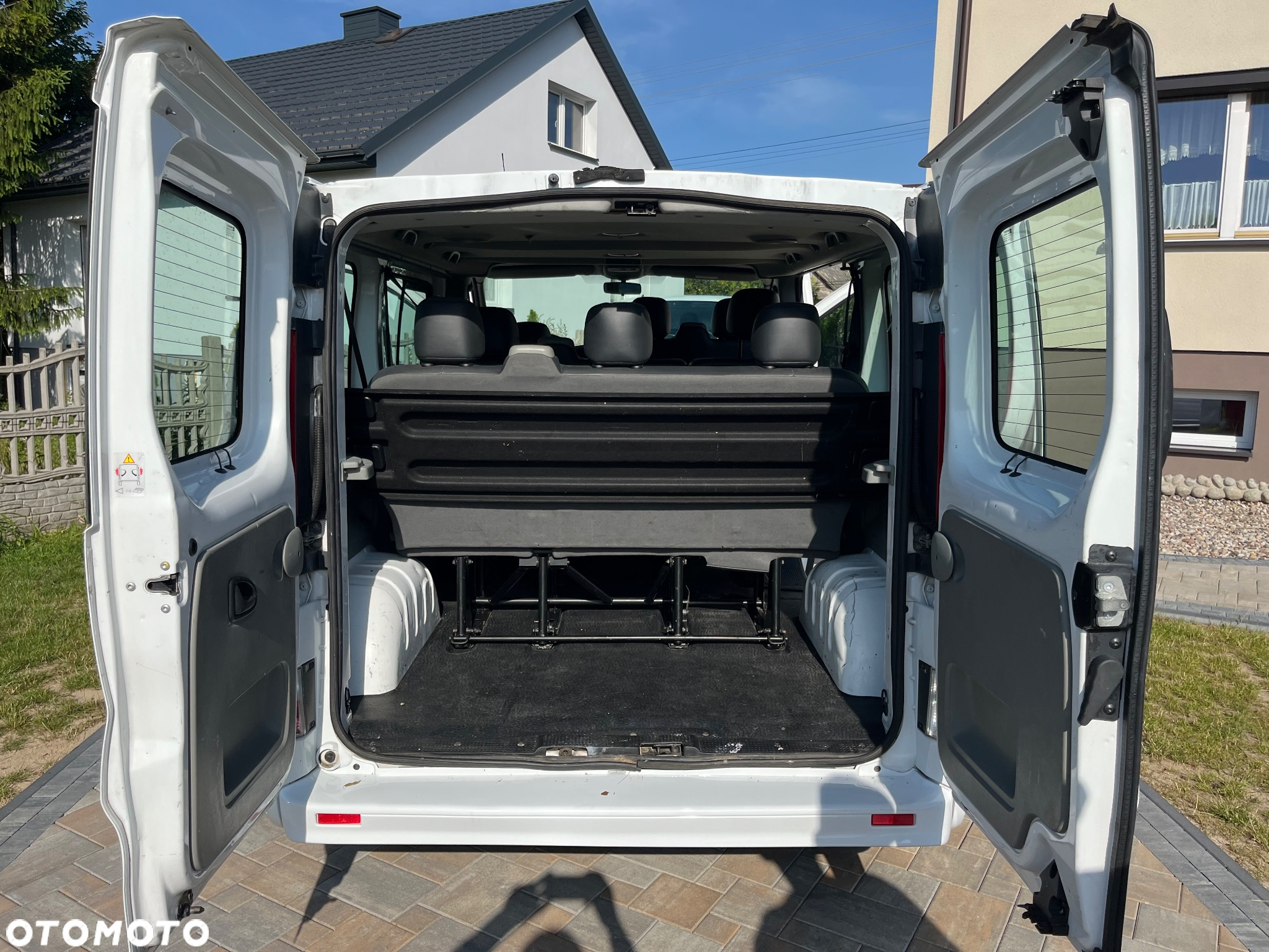 Renault Trafic 2.0 dCi 90 L1H1 - 11