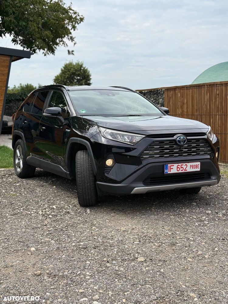 Toyota RAV4 - 18