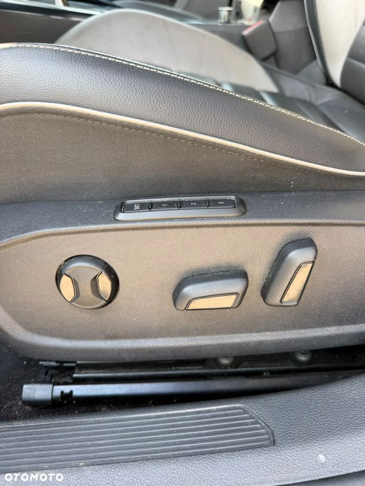 Volkswagen Golf 1.5 eHybrid OPF DSG GTE - 21