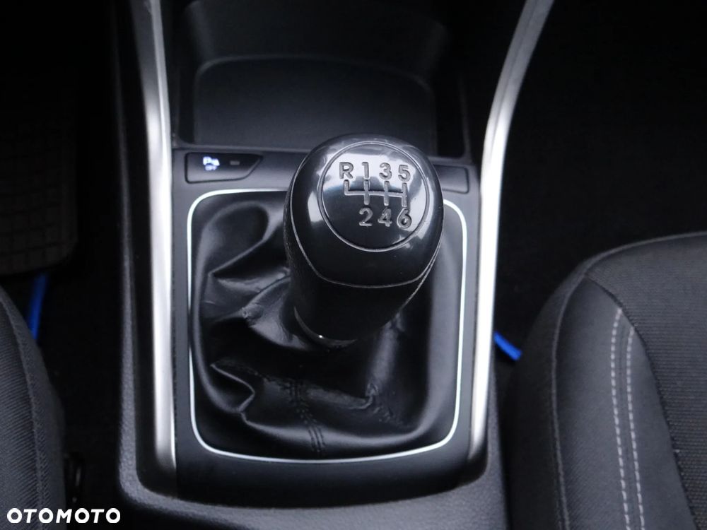 Hyundai i30 blue Kombi 1.6 CRDi Classic Navigation - 39