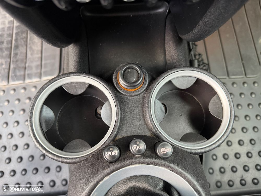 MINI 3 Portas Cooper D - 30