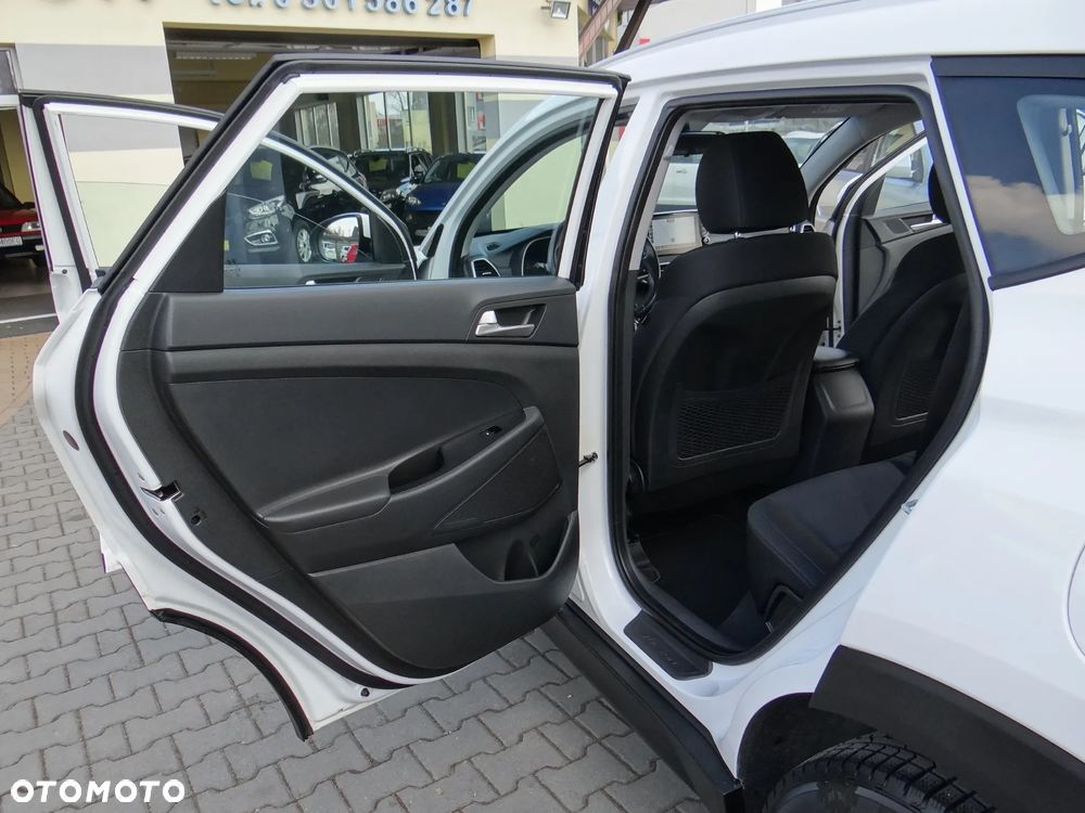 Hyundai Tucson blue 1.6 GDi 2WD Passion - 37