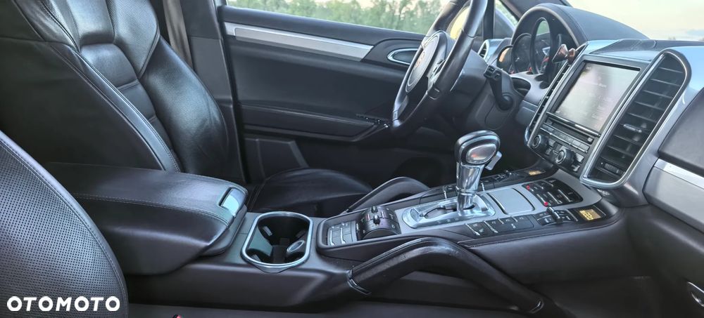 Porsche Cayenne - 11