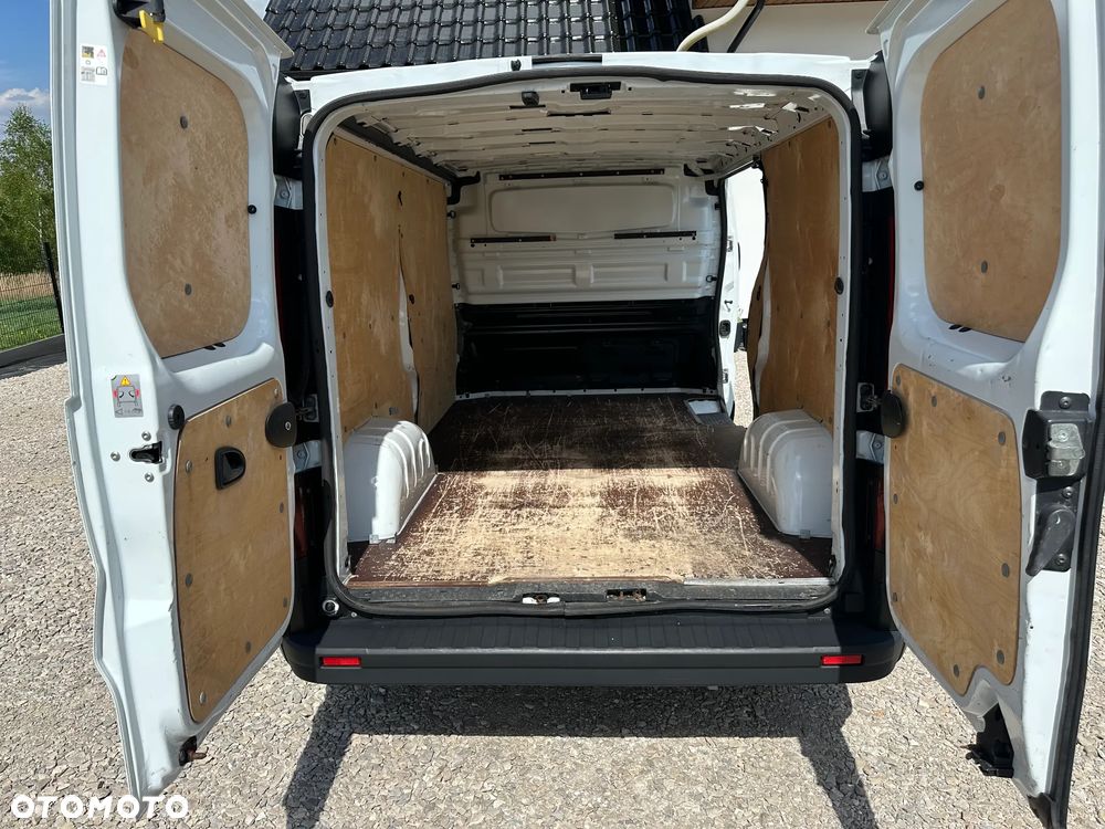 Renault Trafic - 18