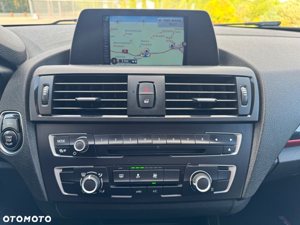 BMW Seria 1 116d Sport Line - 16