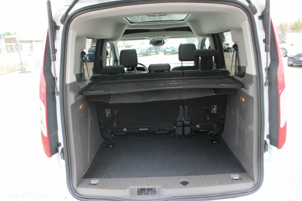 Ford Tourneo Connect - 26