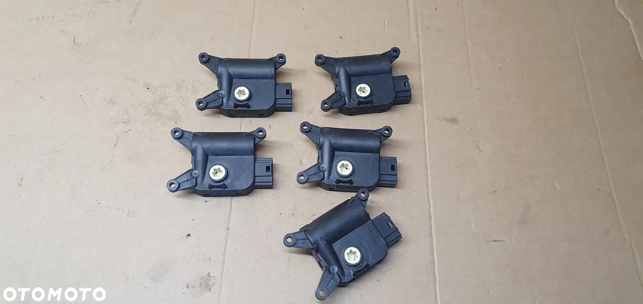 Silniczek klap nagrzewnicy VW Passat B6 0132801363 - 5