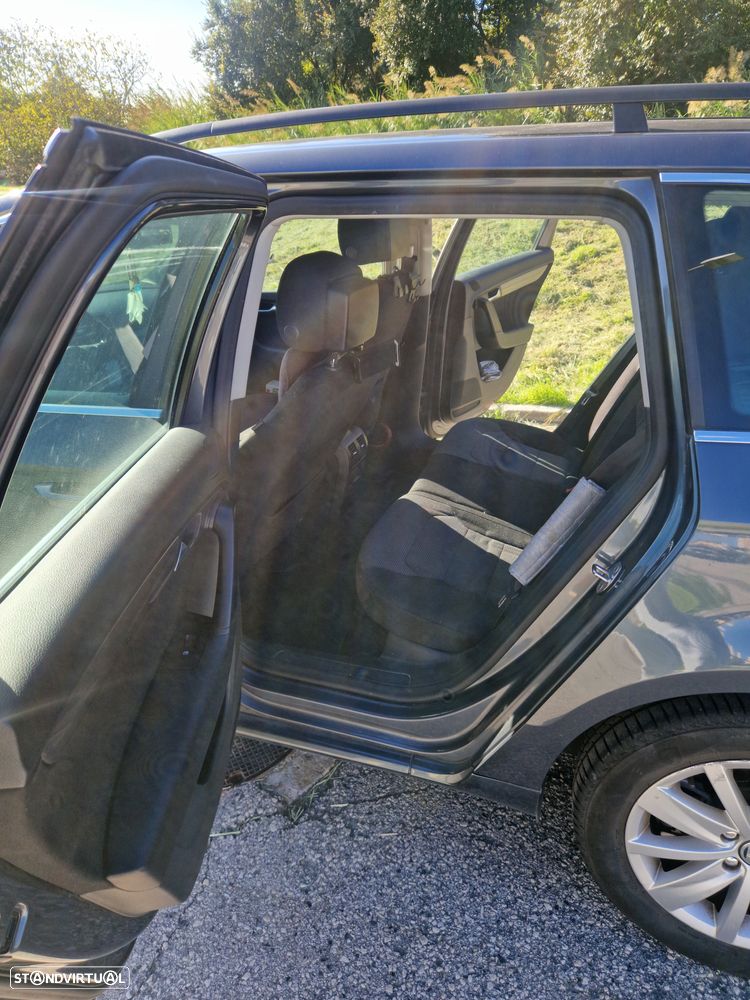 VW Passat Variant 1.6 TDI BlueMotion - 6