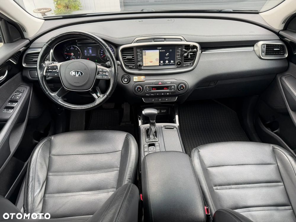 Kia Sorento 2.0 CRDI L - 12