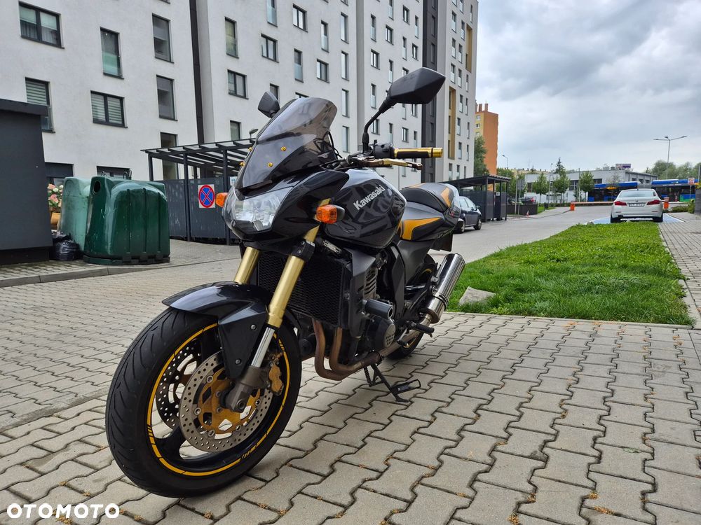 Kawasaki Z - 11