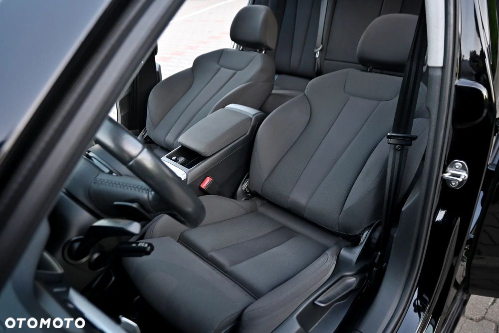 Audi A4 Avant 2.0 TDI ultra S tronic design - 31